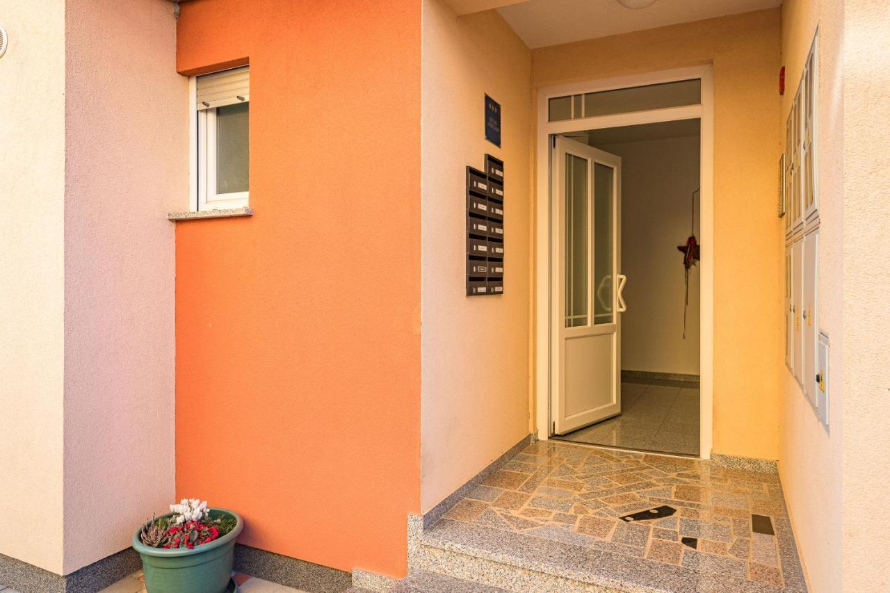 Studio Vita Julija Apartment Pula Exterior foto